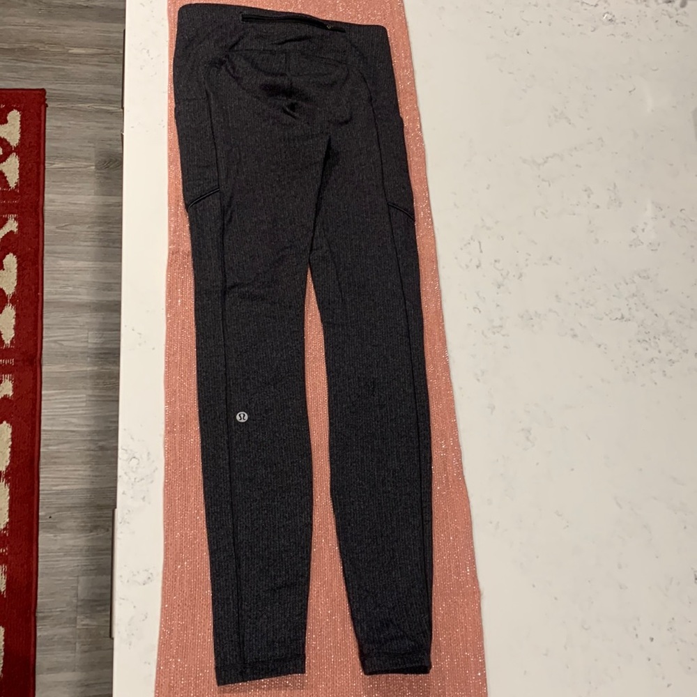 COPY - Lululemon running leggings size 4